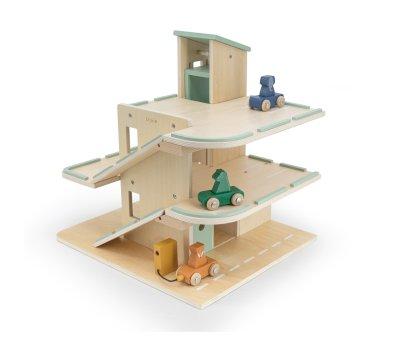 Garage Wood Animals