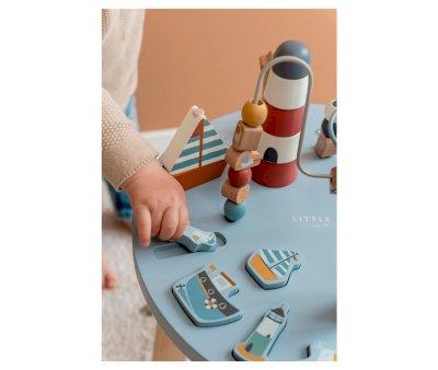 Mesa de Actividades Sailors Bay