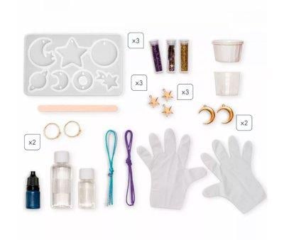 14 Galactic Resin Jewels to Create