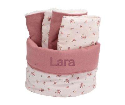 Basket with Personalised Daisy Drool Bib