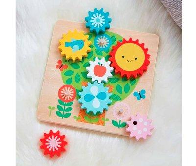 Puzzle Twist Busy Tree