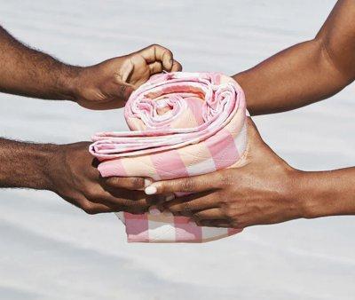 Manta Praia e Picnic Strawberry