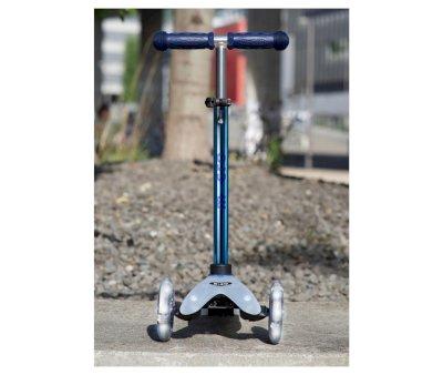 Scooter Azul Neocromtico Mini Micro Deluxe Flux LED