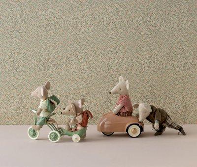 Triciclo Green Mouse com garagem