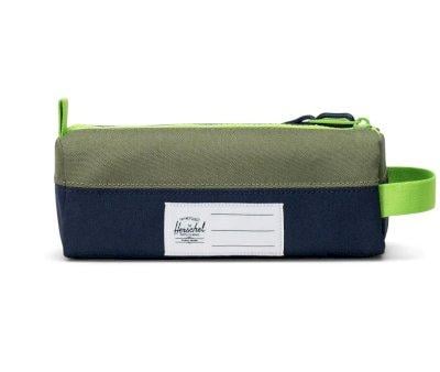 Case Settlement Black Iris/Four Leaf Clover
