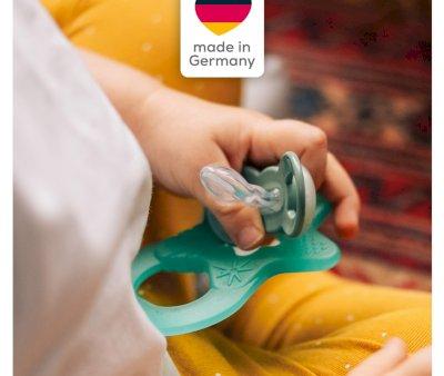 2 Day & Night Anatomical Pacifiers Green Beige Circle