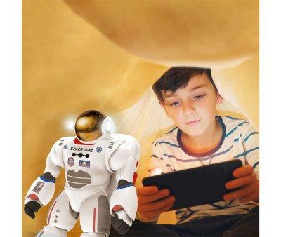 Charlie, o astronauta