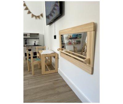 Espejo Montessori Pequeo con Barra de Madera