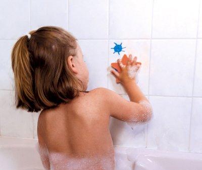 Set di 6 Pastelli a Cera da Bagno e Spugna