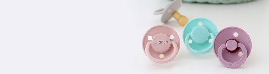 Bibs pacifiers